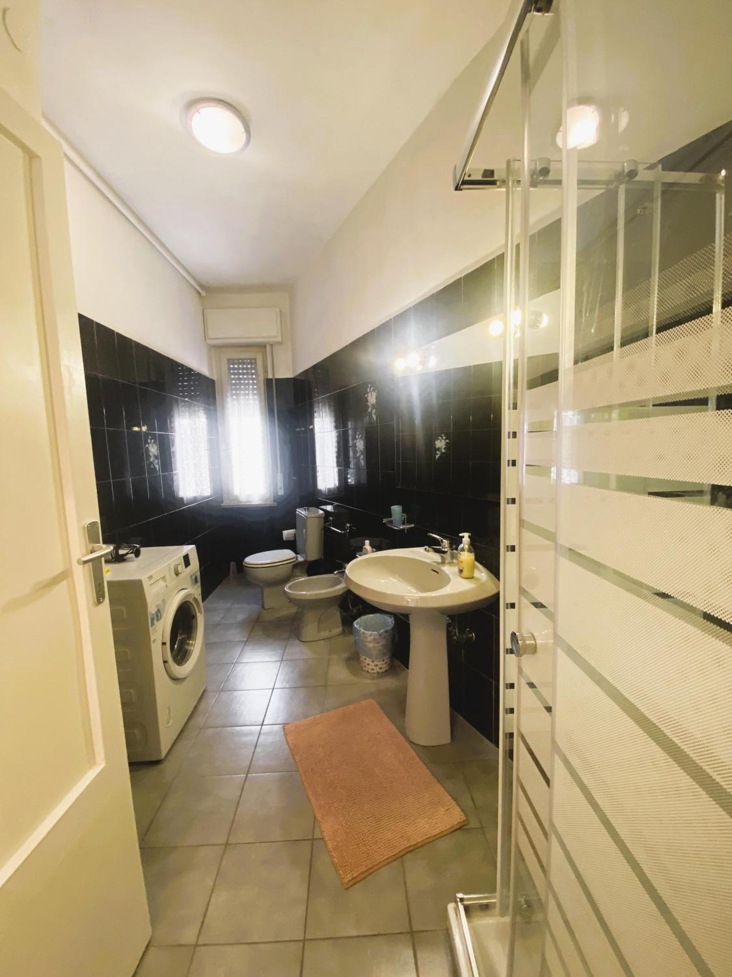 Ad Agio Apartments Pisa Bagian luar foto